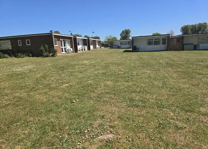 62 M&T Chalets , 2 Bed Detached Chalet Florida Holiday Park Hemsby